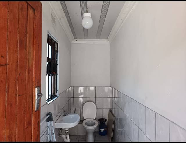 3 BEDROOM FREEHOLD FOR SALE IN GUGULETU